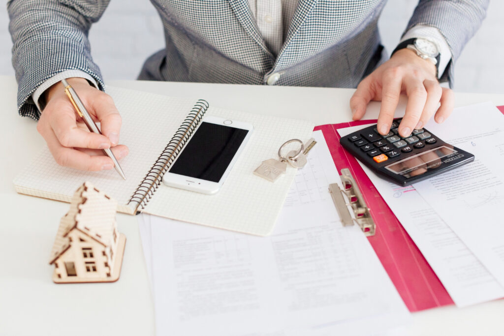 Compra de imóveis pela empresa: vantagens tributárias e riscos que poucos analisam